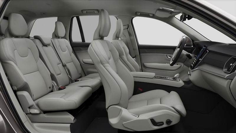 Volvo XC90 (2026) 2,0 B5  Plus Bright - fotka 10 z 12