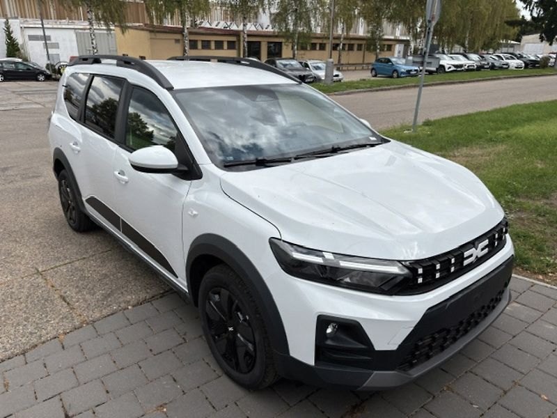 Dacia Jogger (2026) Expression TCe 110 - fotka 1 z 13