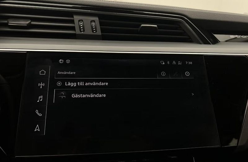 Audi Q8 e-tron 50 Q Vzduch. odpružení Kamera - fotka 32 z 32