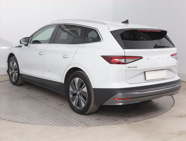 Škoda Enyaq (2023) iV 80 (82 kWh), SoH 93% - fotka 4 z 20
