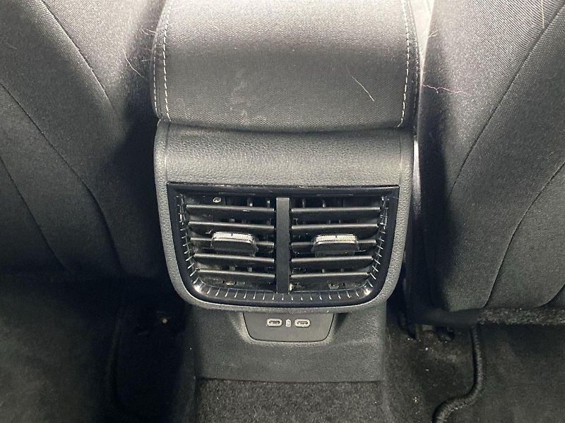 Škoda Fabia (2024) 1.0 TSI Top Selection - fotka 27 z 34