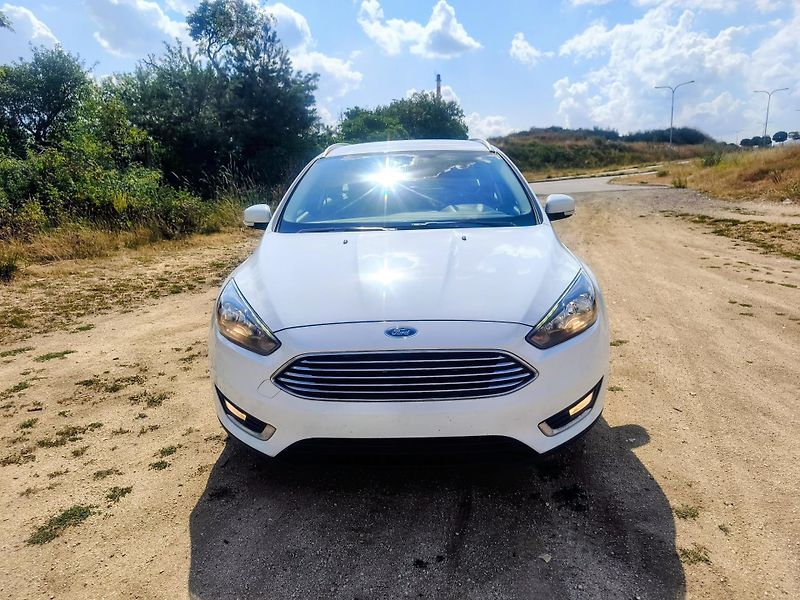 Ford Focus (2018) Ford Focus Kombi 1.5 TDCi 88kw - fotka 3 z 11