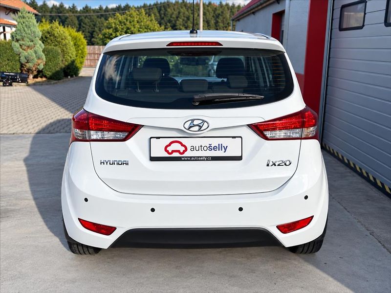 Hyundai ix20 1,4 CVVT serv.kniha, nové ČR - fotka 4 z 7