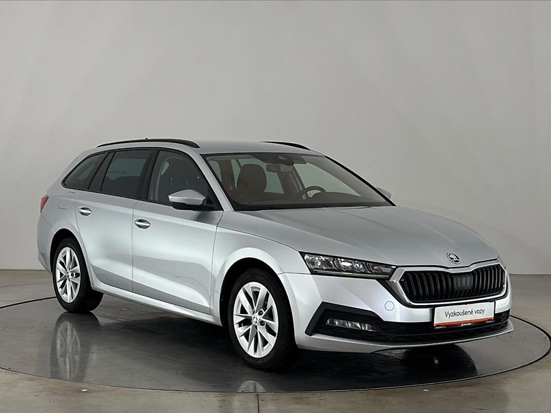 Škoda Octavia Ambition DSG - fotka 14 z 27