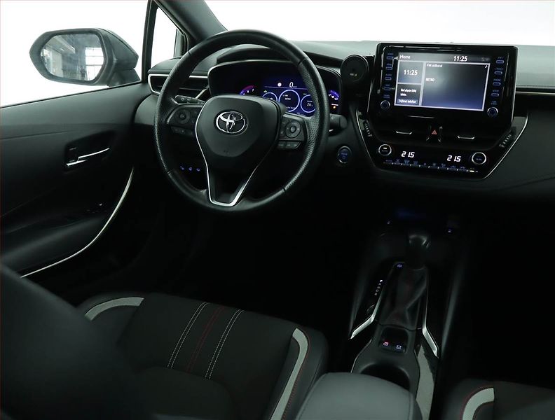 Toyota Corolla (2020) 1.8 Hybrid - fotka 7 z 16