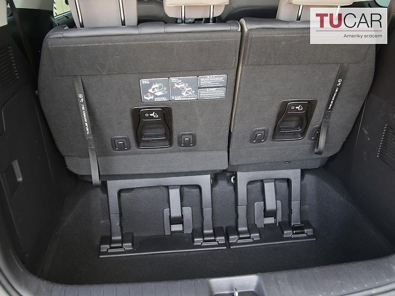 Kia Carnival (2024) 2.2 Diesel Automat 7 míst  - fotka 36 z 42