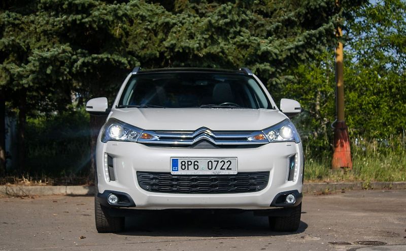Citroën C4 Aircross - fotka 2 z 22