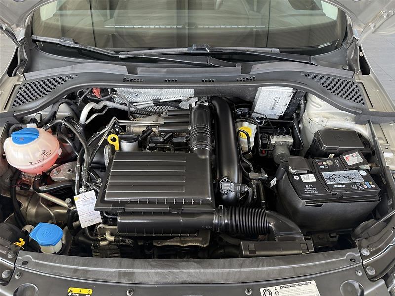 Škoda Rapid 1,2   TSI 81kW,SERVISKA,1.MAJI - fotka 18 z 18