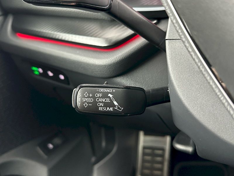Škoda Octavia (2025) Combi DSG 2.0TDI 110kW SportLi - fotka 26 z 33