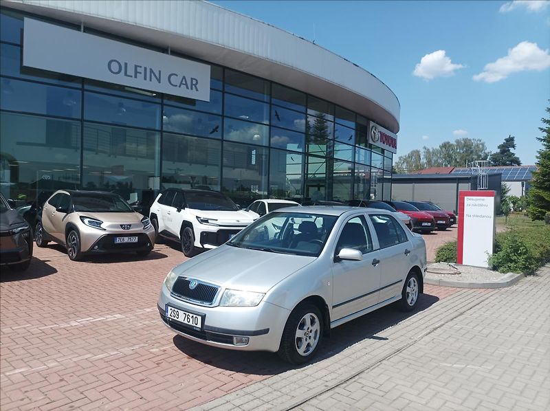 Škoda Fabia 1,2 Elegance - fotka 1 z 16