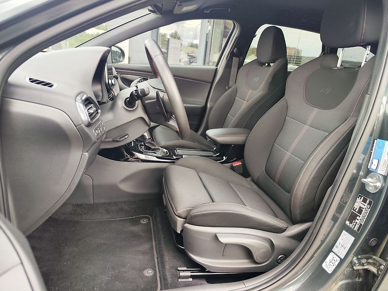Hyundai i30 1.5 T-GDI/103kW N-Line DCT - fotka 15 z 36