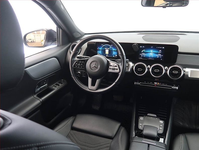 Mercedes-Benz GLB (2022) Progressive 200, digi klima - fotka 7 z 22