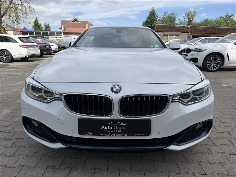 BMW Řada 4 3,0   435d Xdrive Cabrio 1.maj - fotka 2 z 21