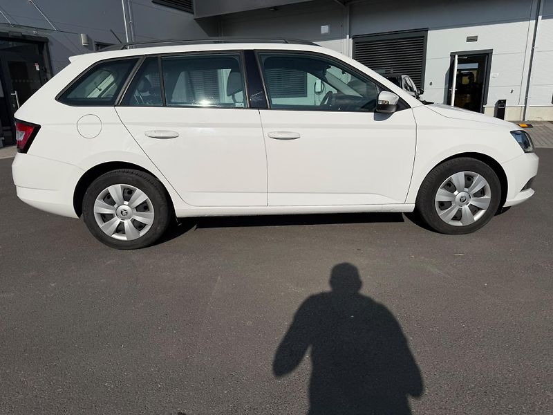 Škoda Fabia - fotka 2 z 14