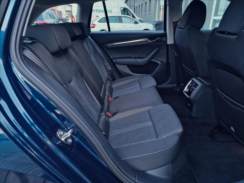 Škoda Octavia 2.0 TDi Style,původ ČR,1.Maj. - fotka 15 z 50