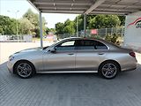 Mercedes-Benz Třídy E 2,0 220d,AMG,4MATIC,PANO,9G - náhled 8