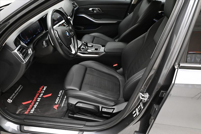 BMW Řada 3 2,0 320d 140 kW STEPTRONIC Zár - fotka 13 z 31