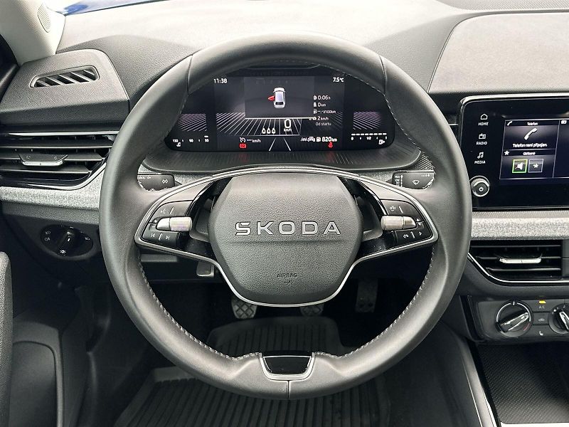 Škoda Scala (2025) 1.0 TSI Selection - fotka 6 z 25