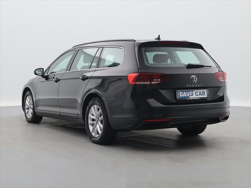 Volkswagen Passat 2,0 110kW BMT DSG Business Var - fotka 5 z 37