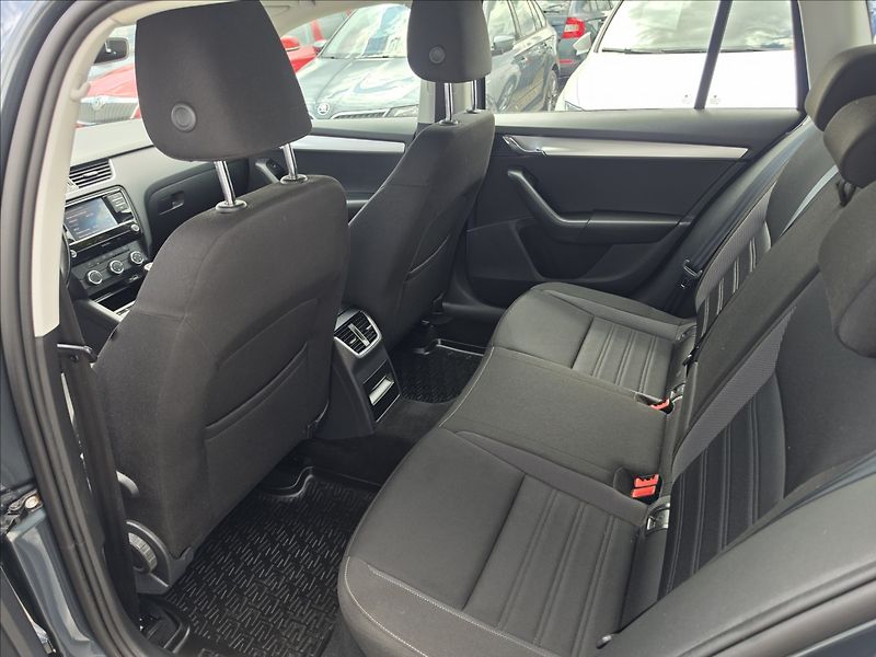 Škoda Octavia III 1,0 TSi 85KW Ambition - fotka 26 z 44
