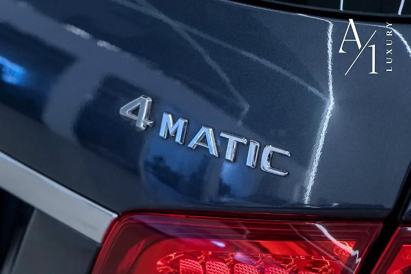 Mercedes-Benz GLS (2016) Rodinné SUV s V8 - fotka 16 z 17