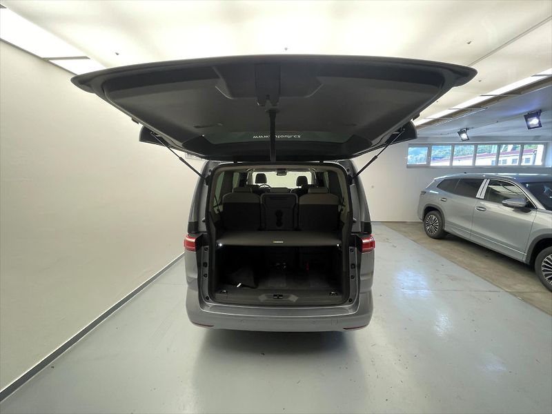 Volkswagen Multivan Long Life 1,5 TSI PHEV 4MOT - fotka 20 z 28