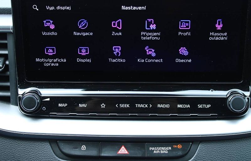 Kia Ceed (2022) 1.5 T-GDI TOP 117kW LED manuál - fotka 22 z 28