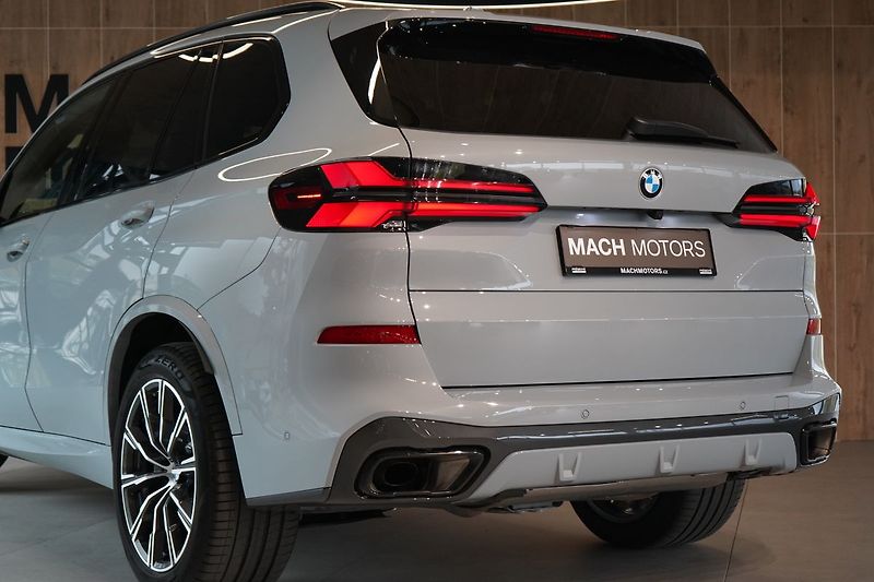 BMW X5 30d xDrive, M-Paket PRO, Tažné - fotka 12 z 43
