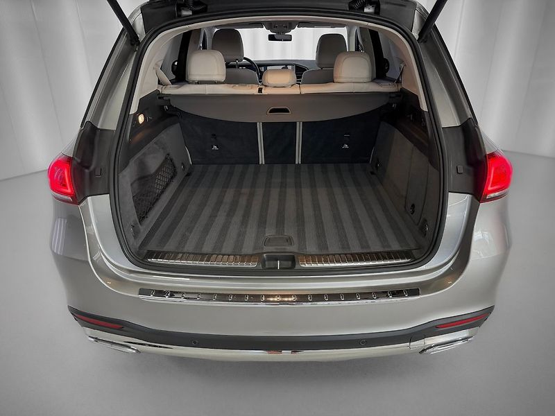 Mercedes-Benz GLE 400d 4MATIC AMG, AIRMATIC, WEB - fotka 29 z 30