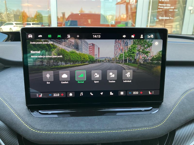 Škoda Elroq 85x vRS 250 kW 84 kWh - fotka 19 z 30
