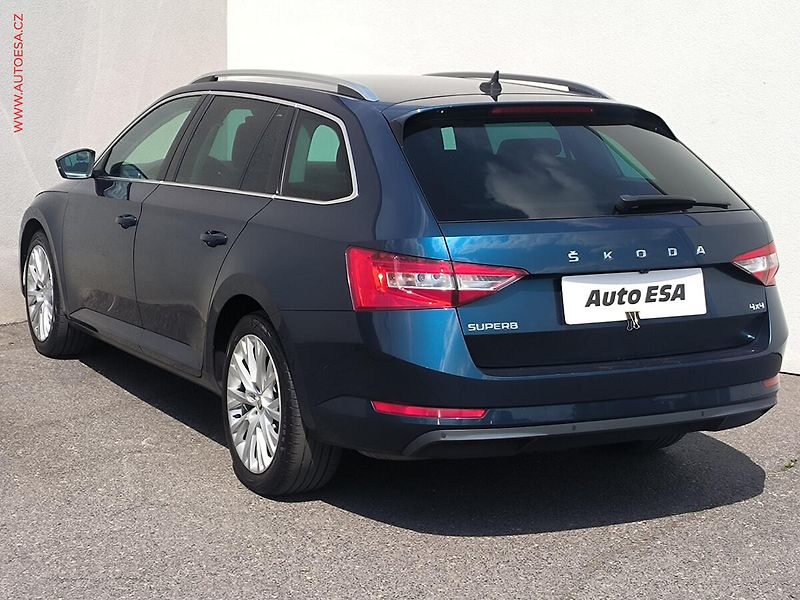Škoda Superb (2021) 2.0 TDi 4x4, ČR, Style, DSG - fotka 6 z 29