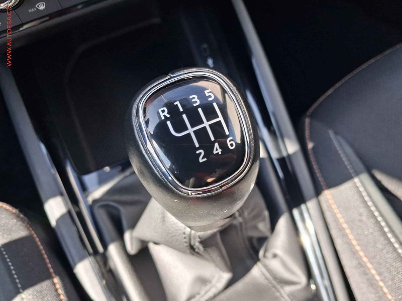 Škoda Kamiq (2022) 1.5 TSi, 1.maj,ČR, Scout - fotka 13 z 23
