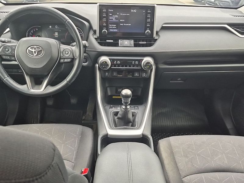 Toyota RAV4 2.0i 4x2 6MT Comfort Style 129 - fotka 12 z 24