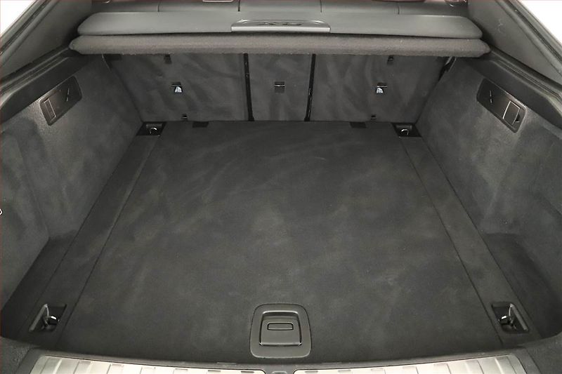 BMW X6 (2022) xDrive40i, ACC, Výhřev, Kamera - fotka 11 z 28