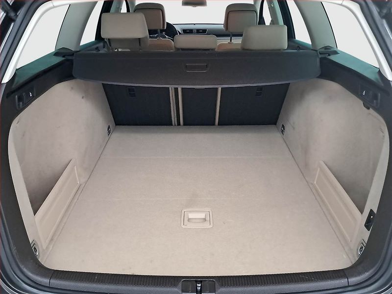 Volkswagen Passat (2013) 1.4 TSI, Park. senzory - fotka 13 z 19