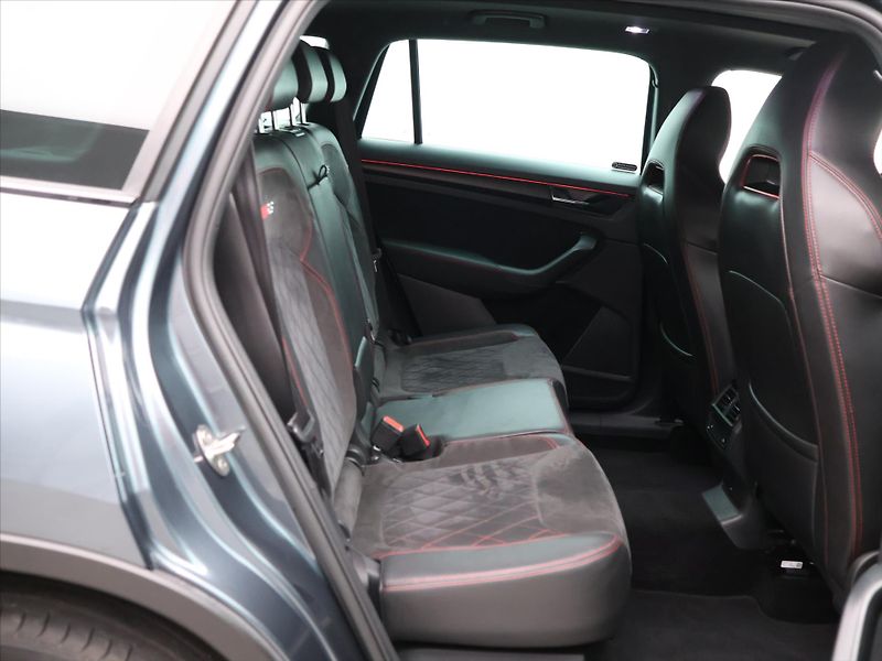 Škoda Kodiaq RS 2,0 TDI 176kW 4x4 DSG CZ - fotka 12 z 28