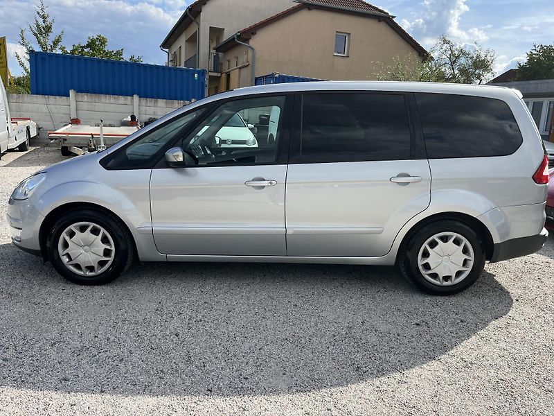 Ford Galaxy (2008) 2.0 Benzin 107 KW 7 míst - fotka 5 z 24