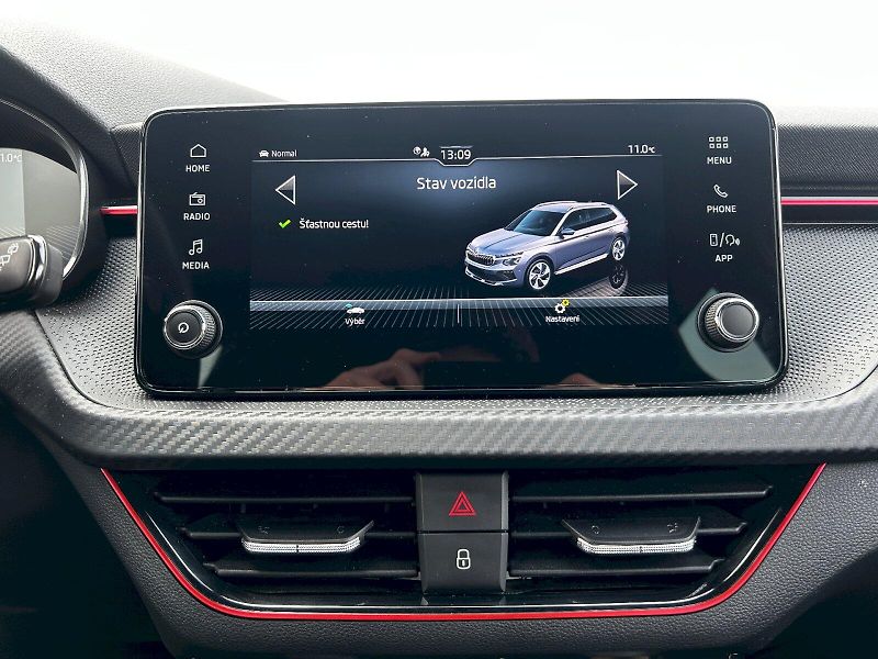 Škoda Kamiq (2025) 1.0 TSI 85kW DSG Monte Carlo - fotka 13 z 35