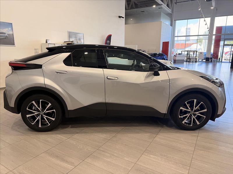 Toyota C-HR 1,8 Style  (140k) Hybrid - fotka 9 z 15
