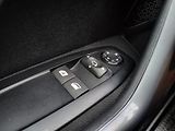 Peugeot 2008 1.2 PureTech 82k ČR 1.majitel - náhled 22