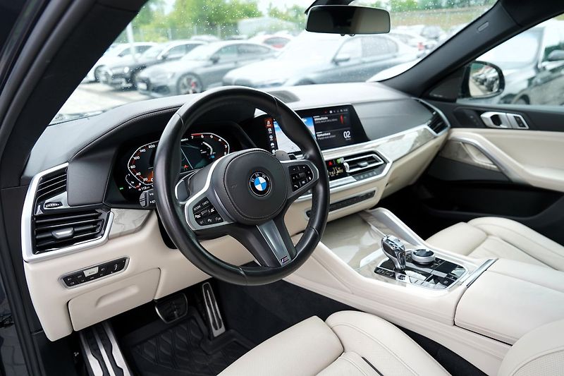 BMW X6 M50i xDrive Lasery, ČR, 530PS - fotka 27 z 48