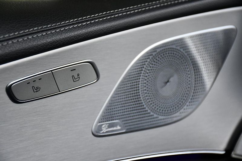 Mercedes-Benz CLS 350D AMG 4MATIC - fotka 31 z 43