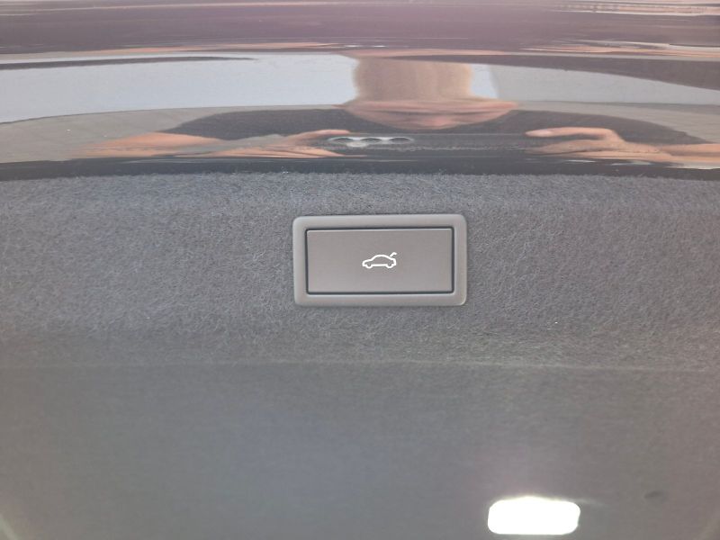 Škoda Superb (2025) iV L&K DSG 1,5TSi 150kW - fotka 9 z 35