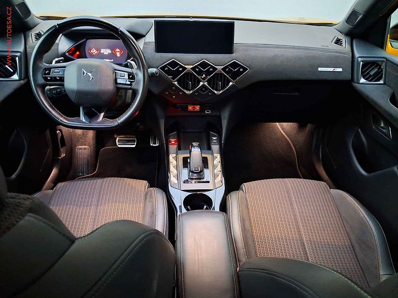 DS Automobiles DS3 Crossback (2020) 1.2PT Performance, AT, LED - fotka 8 z 20