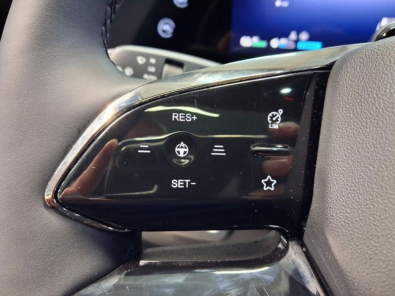 Omoda 9 (2026) Premium 1.5TGDI PHEV AWD - fotka 18 z 33