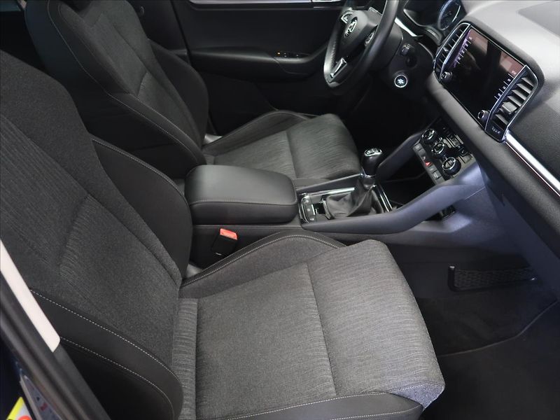 Škoda Karoq 1,5 TSI STYLE 1. majitel TOP - fotka 13 z 40