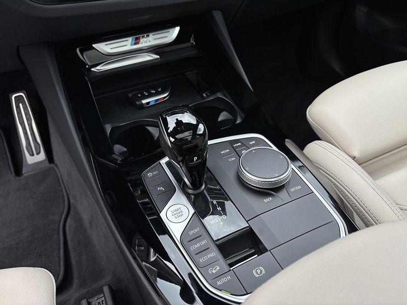 BMW X3 (2023) M40d xDrive HUD tažné PANO DPH - fotka 12 z 38