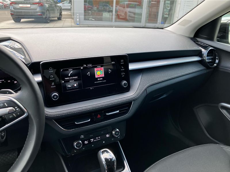 Škoda Fabia 1.0 TSI 85 kW Top Selection DS - fotka 15 z 29