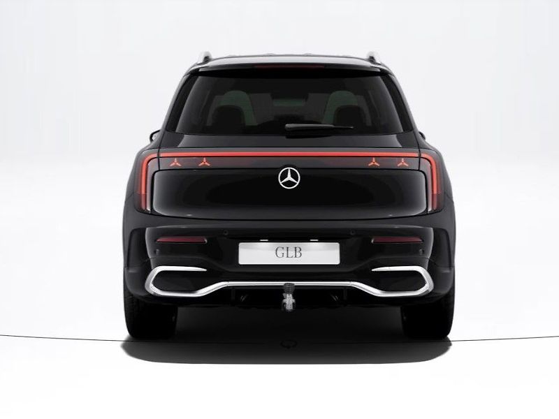 Mercedes-Benz GLB 200 - fotka 5 z 8