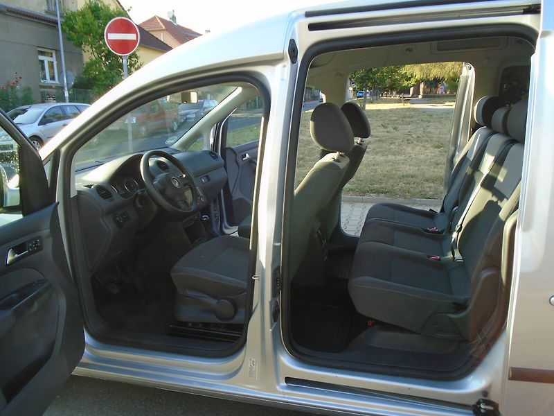 Volkswagen Caddy (2013) 1.6 TDI, 5.Míst, Klima - fotka 15 z 24